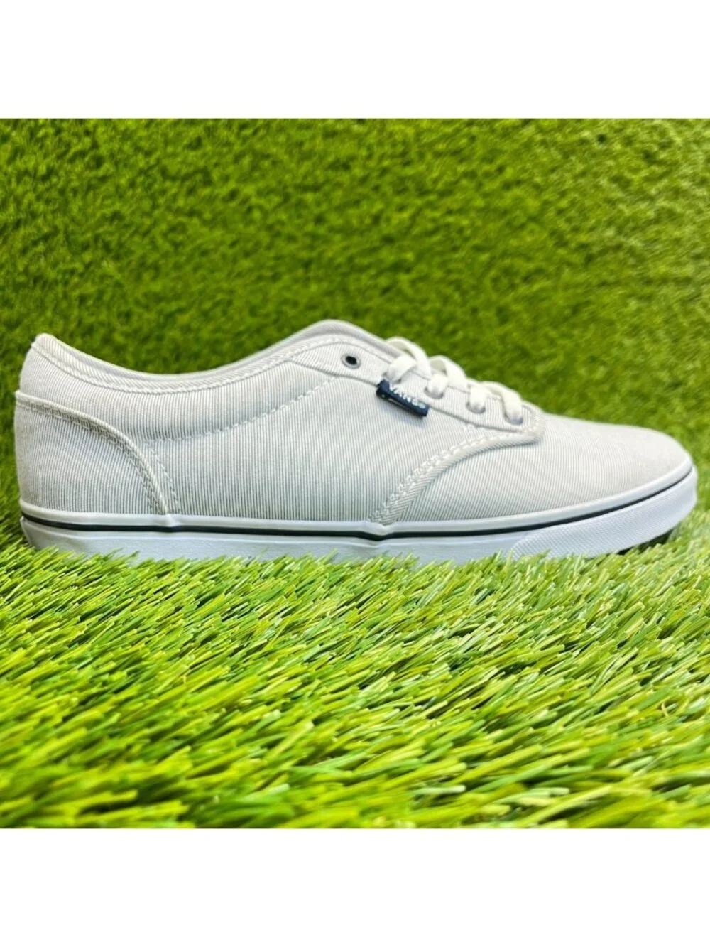 Vans Atwood Canvas Womens Size 8.5 Gray White Athletic Skate Shoes Sneakers